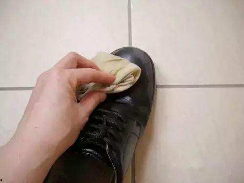 谁用屁眼塞丝袜,揭秘丝袜塞屁眼的另类情趣