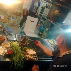 外卖员爆料烧烤店视频,视频揭露惊人真相